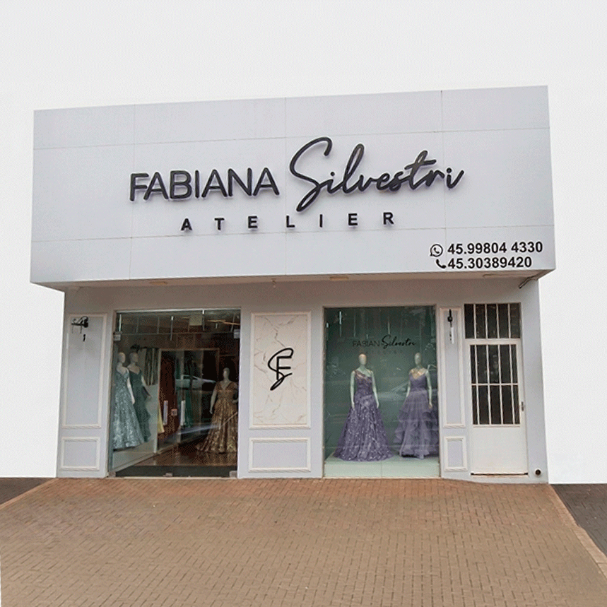 Fabiana Silvestri — Estilista e fundadora do ateliê